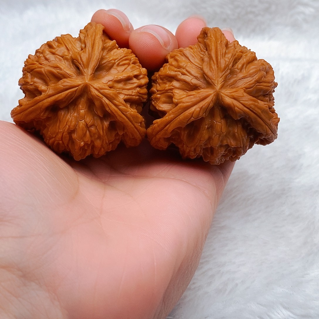 g***吊坠文玩核桃三棱