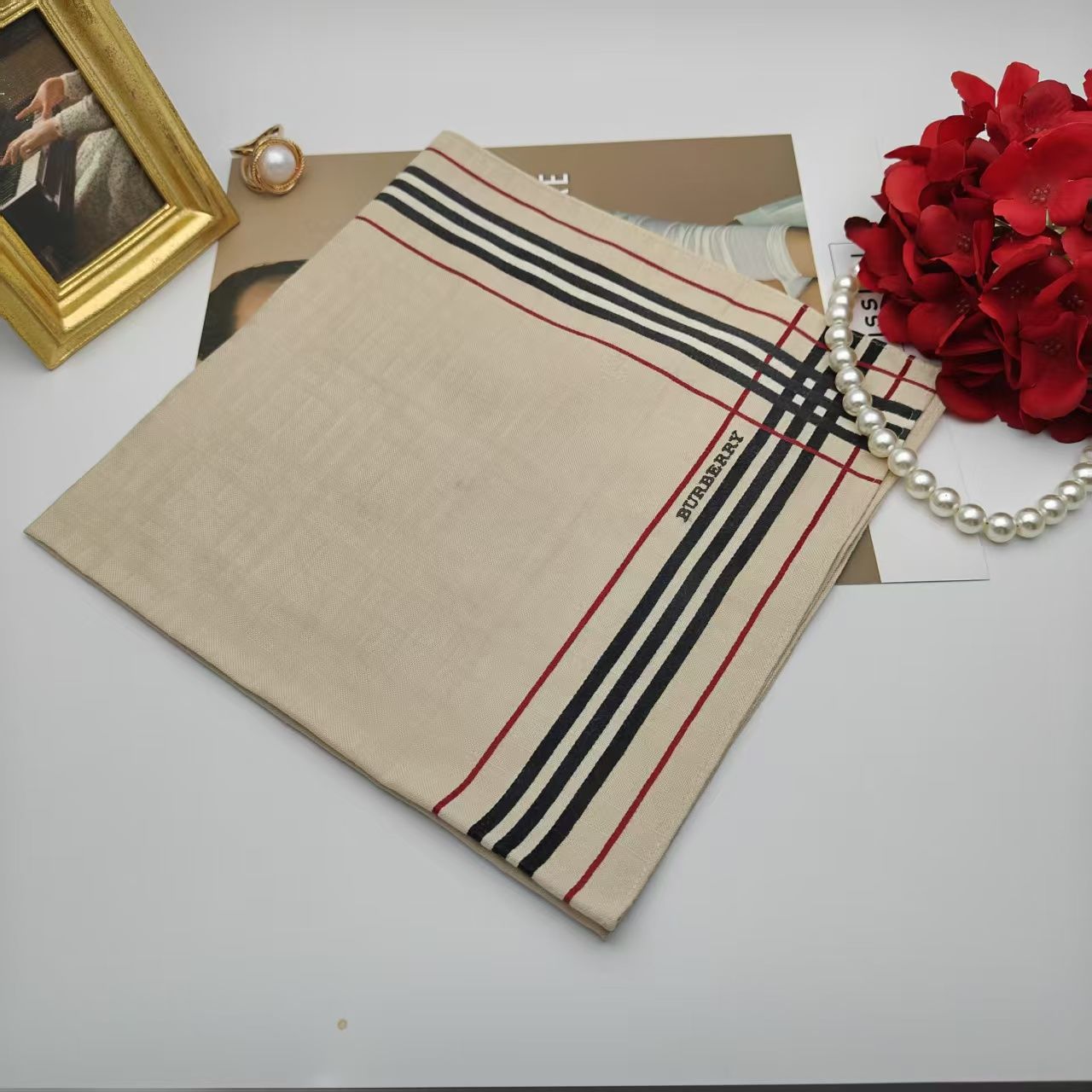 95新 BURBERRY/博柏利 海囤/巴宝莉/丝巾/yy05407