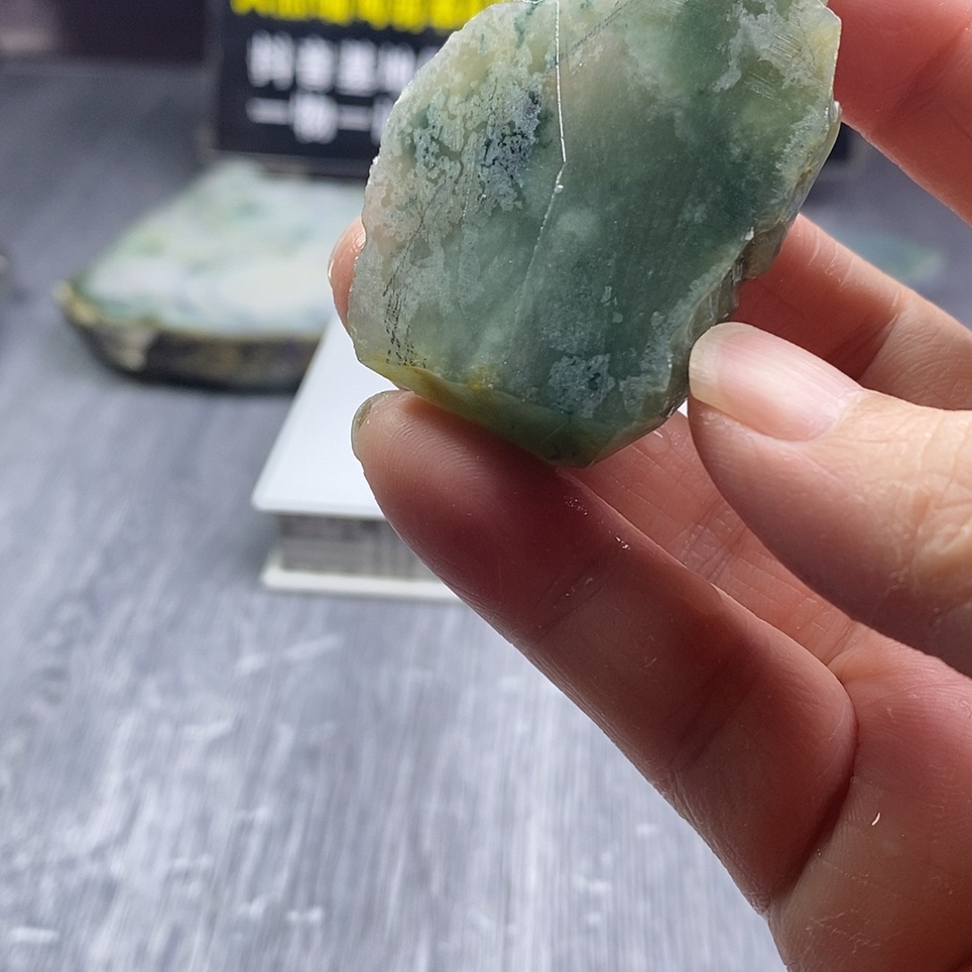 定制翡翠未镶嵌翡翠定制