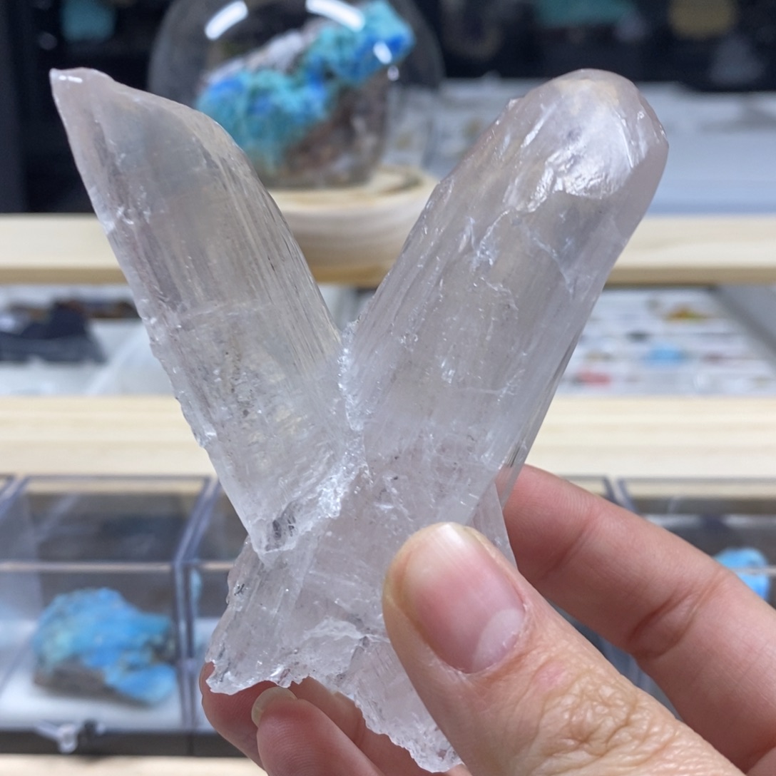 吊坠透明玻璃体石膏水晶