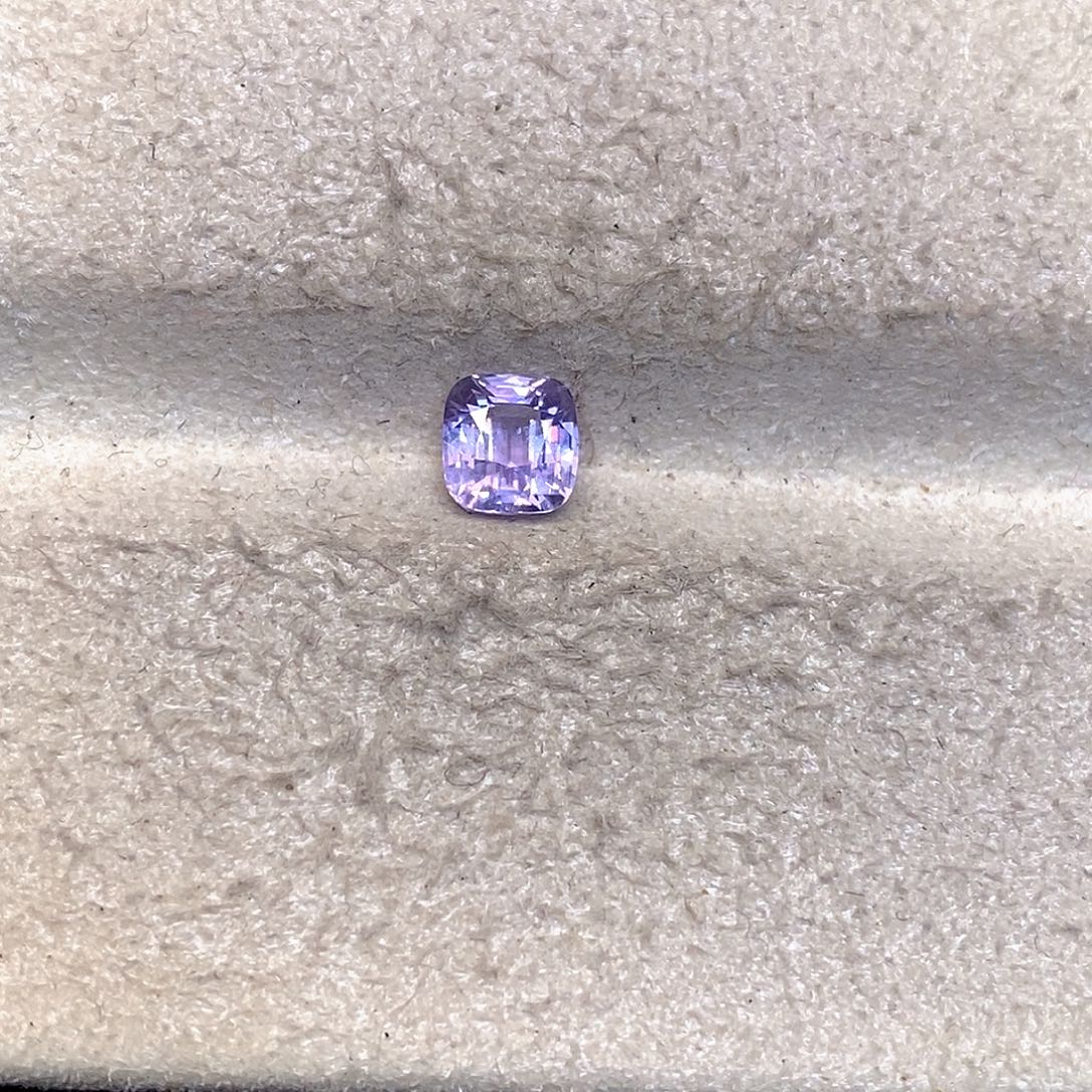 蓝宝石裸石彩色蓝宝石