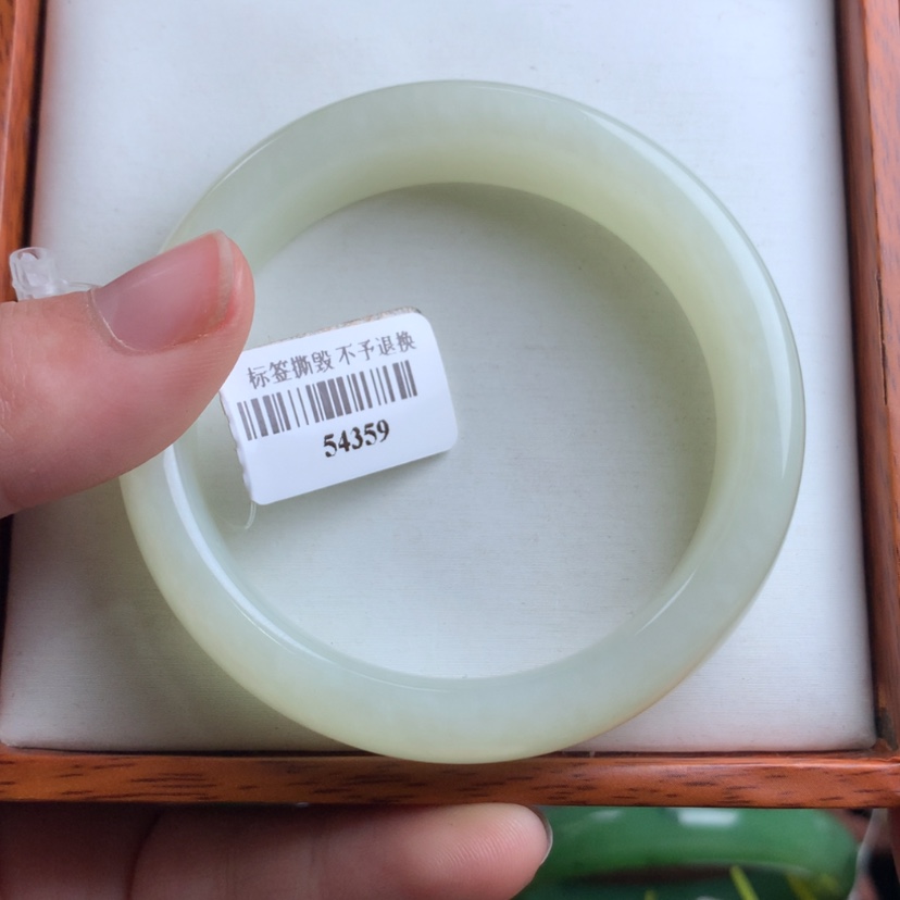 【闪购商品】和田玉手镯未镶嵌