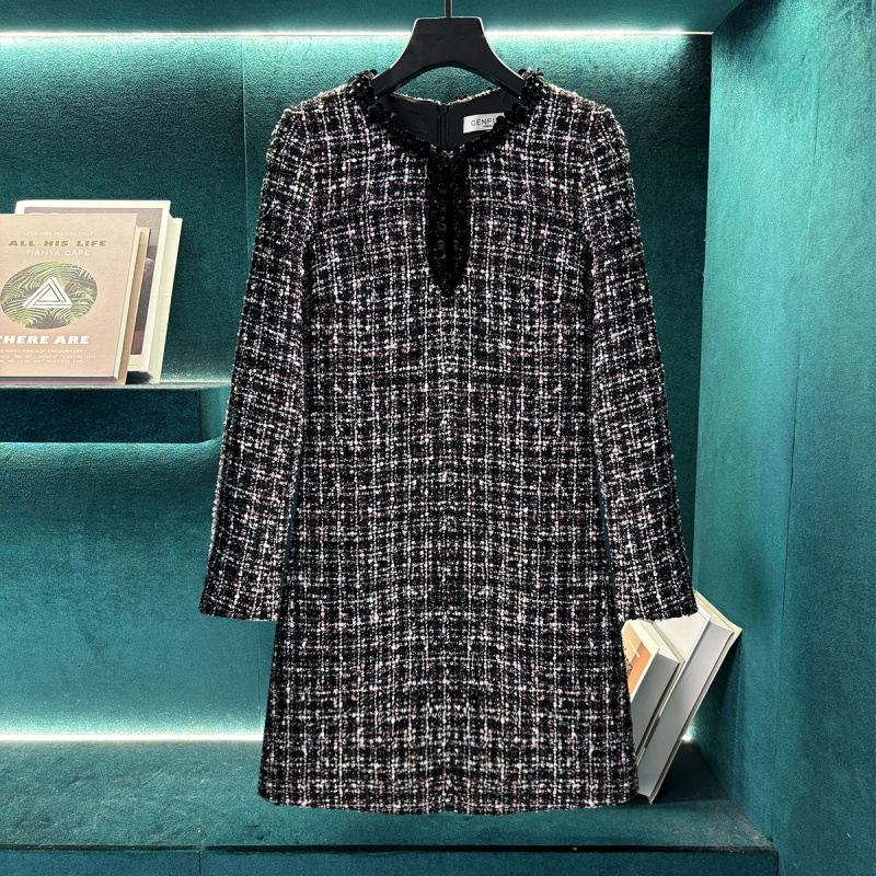 时尚复古小香风法式长袖裙子女通勤气质连衣裙E031176