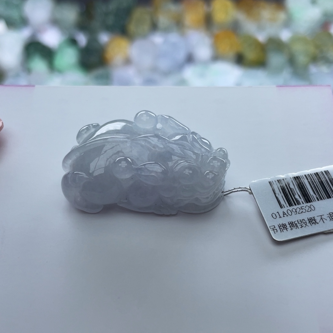 翡翠颈饰未镶嵌貔貅