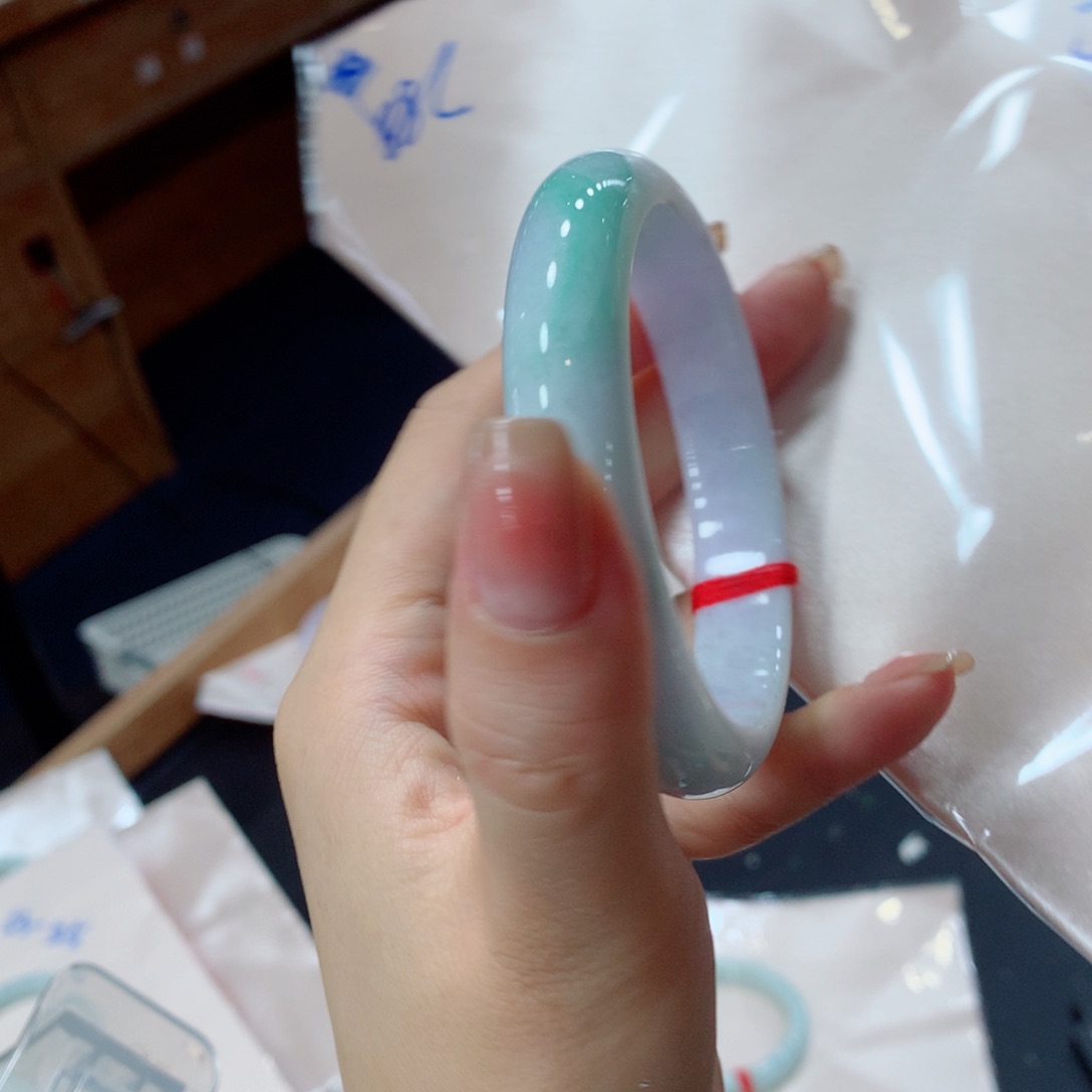 未镶嵌手镯翡翠买断