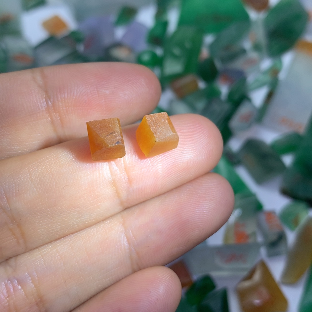 定制翡翠未镶嵌天然翡翠