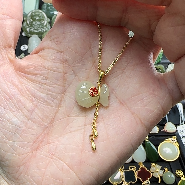 颈饰银S925镶嵌和田玉