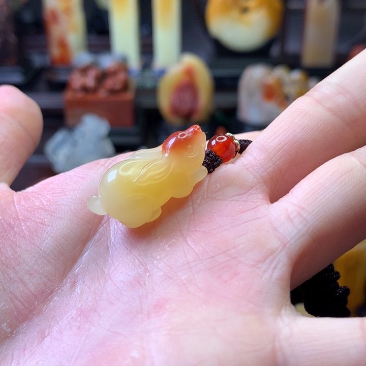 寿山石印石闲**生寿山石芙蓉