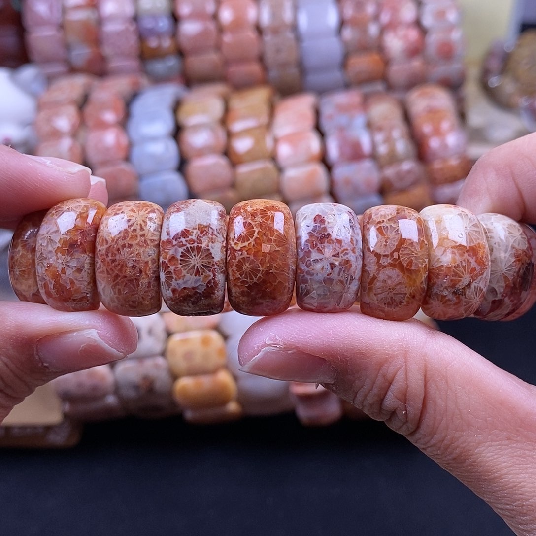 硅化珊瑚（珊瑚玉）手牌未镶嵌8