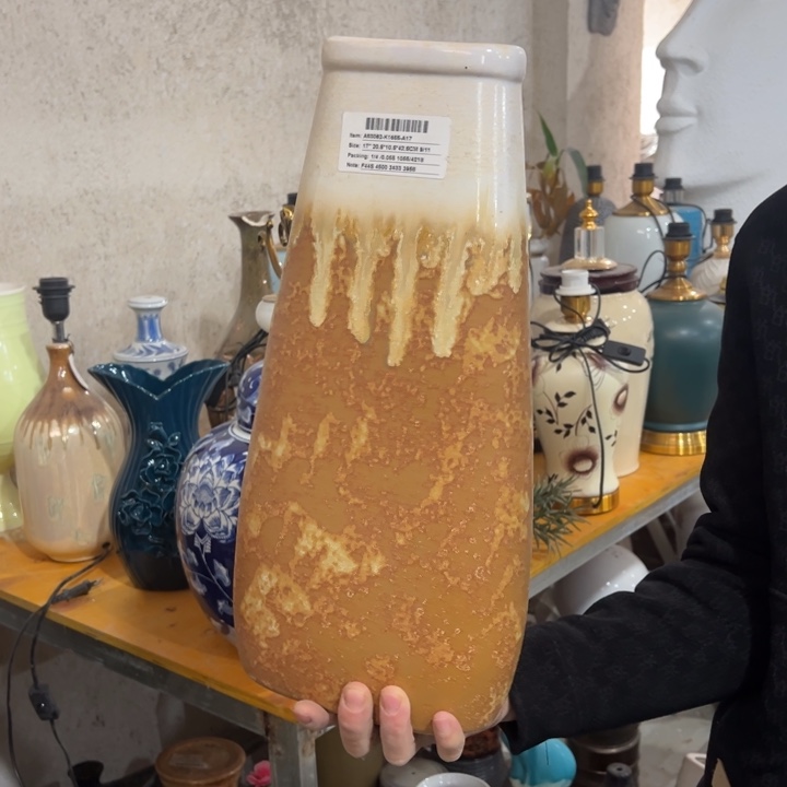 摆件高42口11公分微瑕捡漏底部有孔