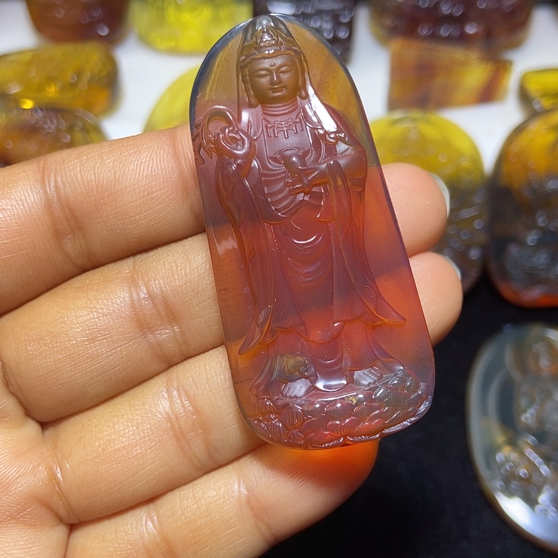 琥珀未镶嵌颈饰缅甸天然琥珀吊坠