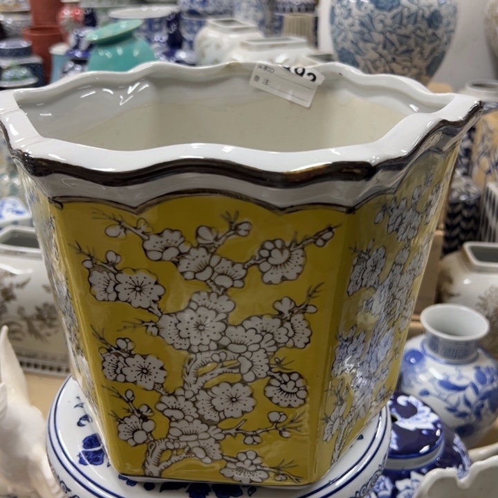 瓷片瑕疵陶瓷。。。。。。。。。。。。。