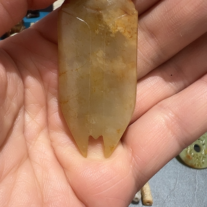 和田玉（糖玉）未镶嵌颈饰