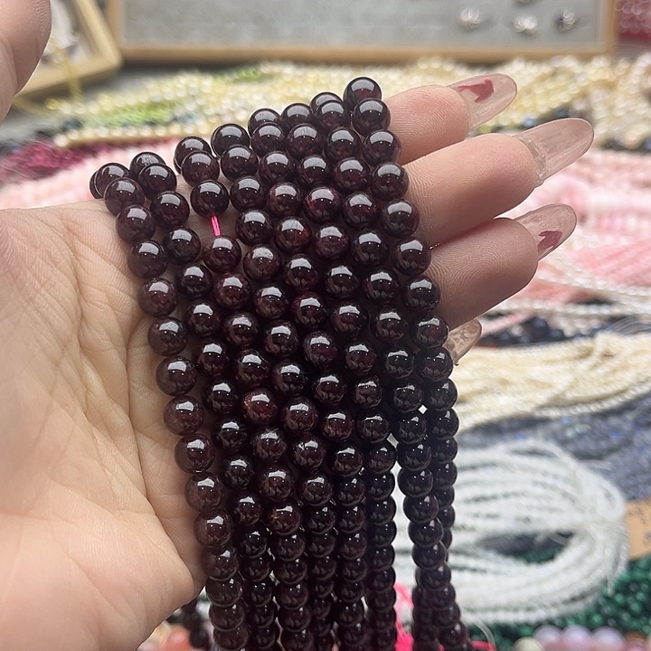 玛瑙/玉髓珠宝半成品未镶嵌一条7mm左右石榴石