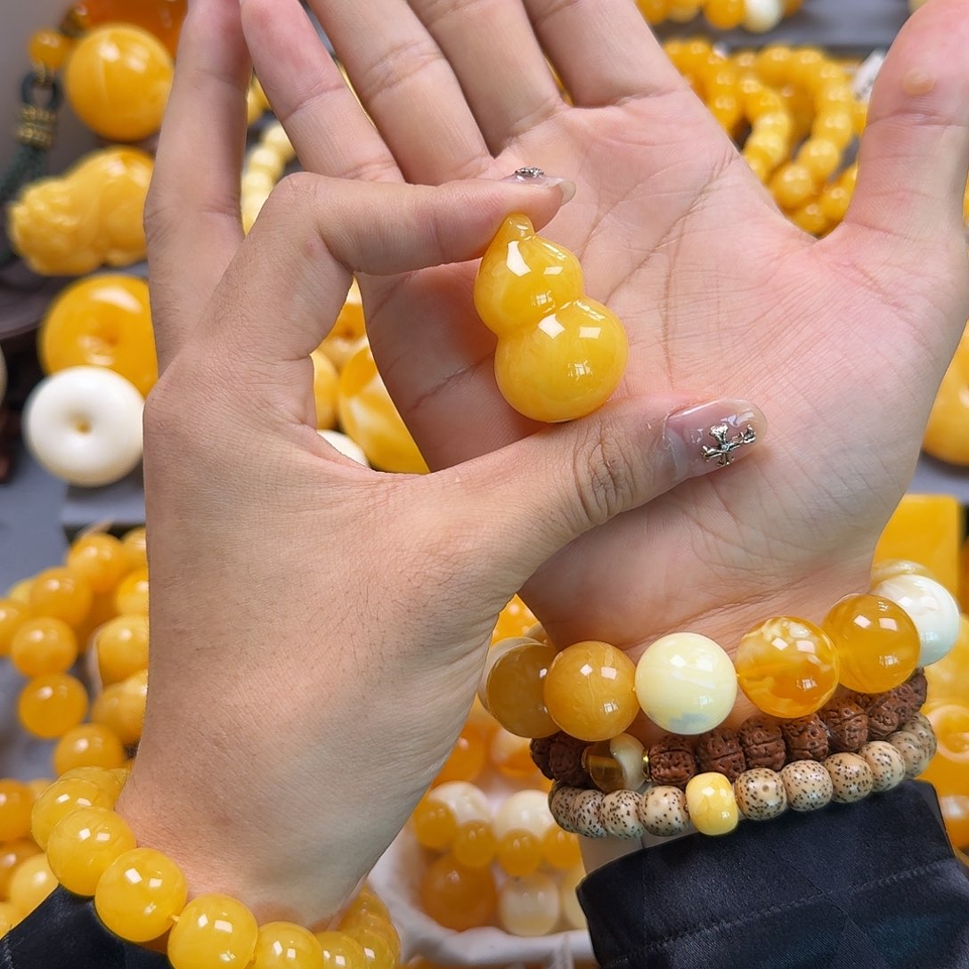 蜜蜡珠宝奇石未镶嵌葫芦