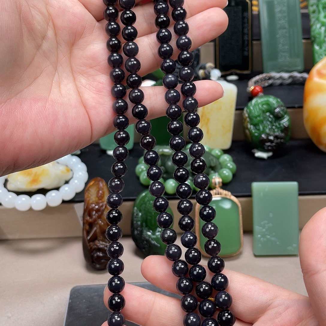 和田玉未镶嵌挂件卡八108