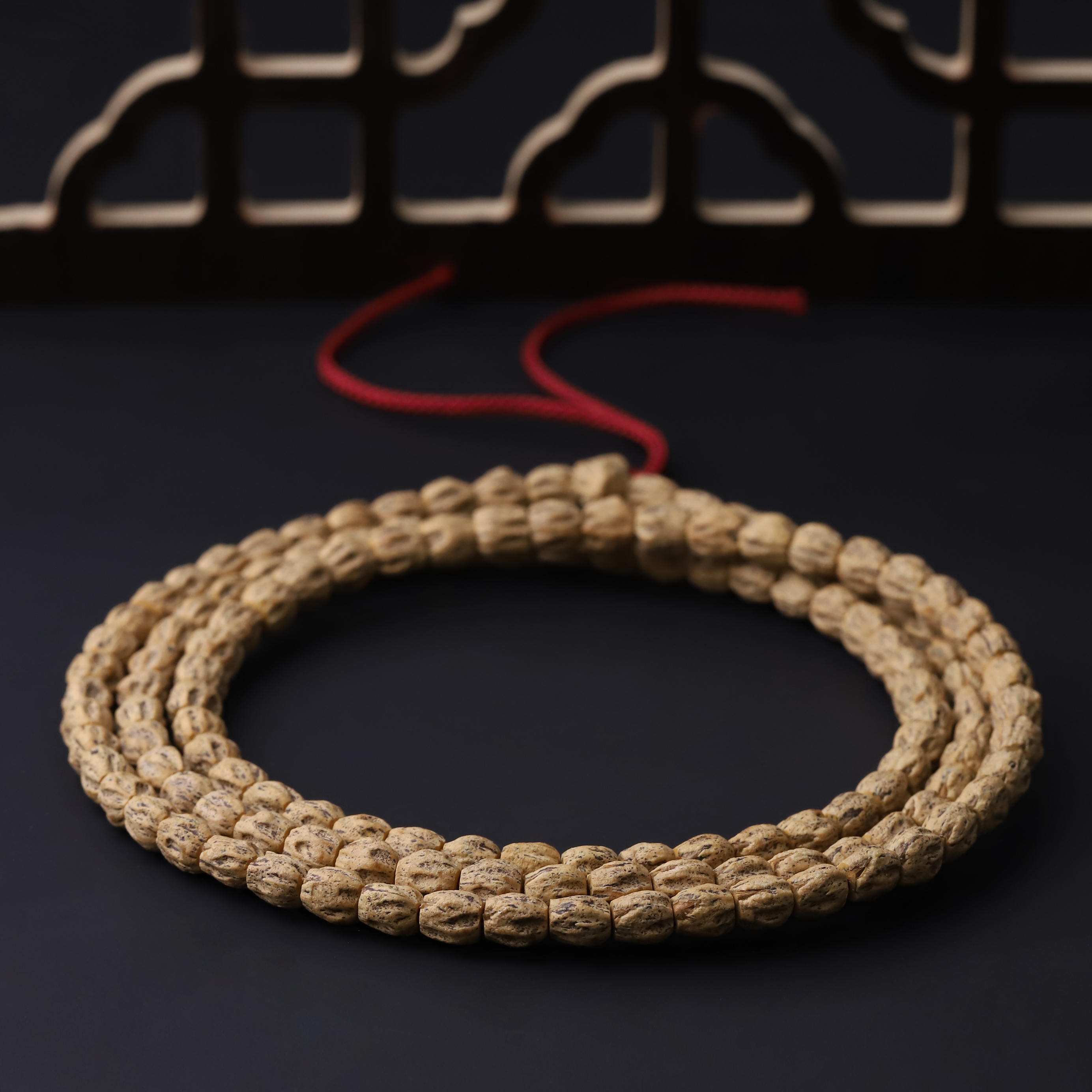 S1207-12【惊鸿】热振高桩极顺鬼脸百香籽文玩串108长串（送工具）