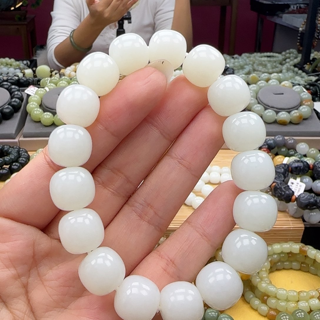 和田玉手链未镶嵌