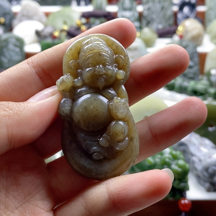 和田玉颈饰未镶嵌