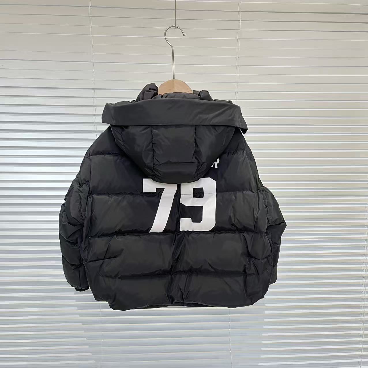 秋冬男童女童黑色羽绒服 0687热系