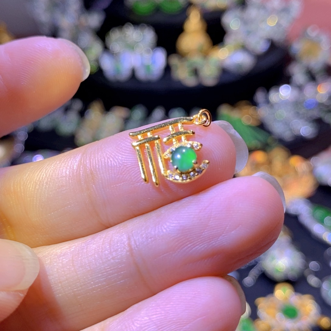 翡翠银S925镶嵌颈饰天然翡翠