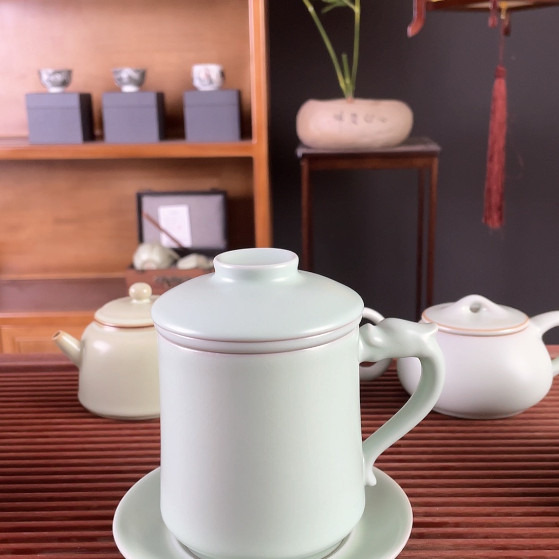 我*谁微微上扬一片净土