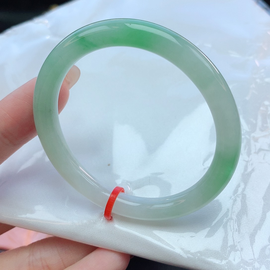 翡翠手镯未镶嵌50贵妃100348