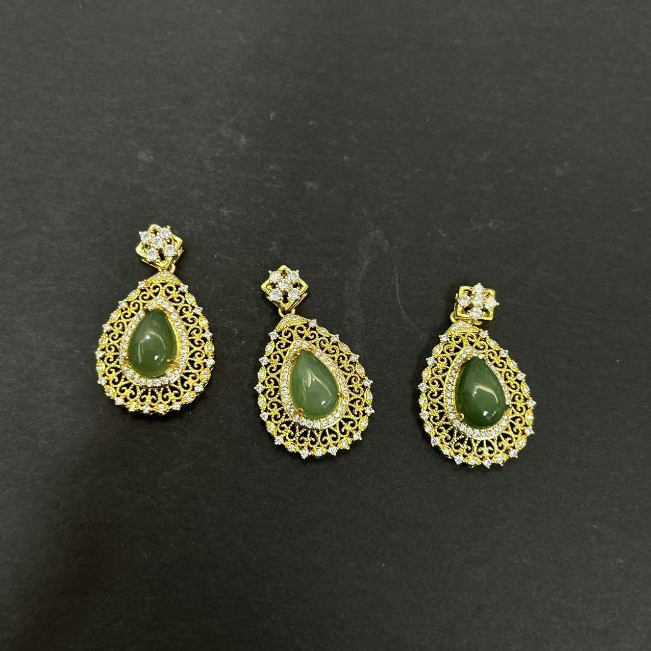 碧玉水滴吊坠（多样性发一件）