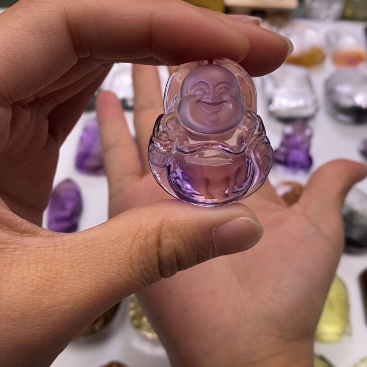 瓜***气水晶未镶嵌颈饰定制