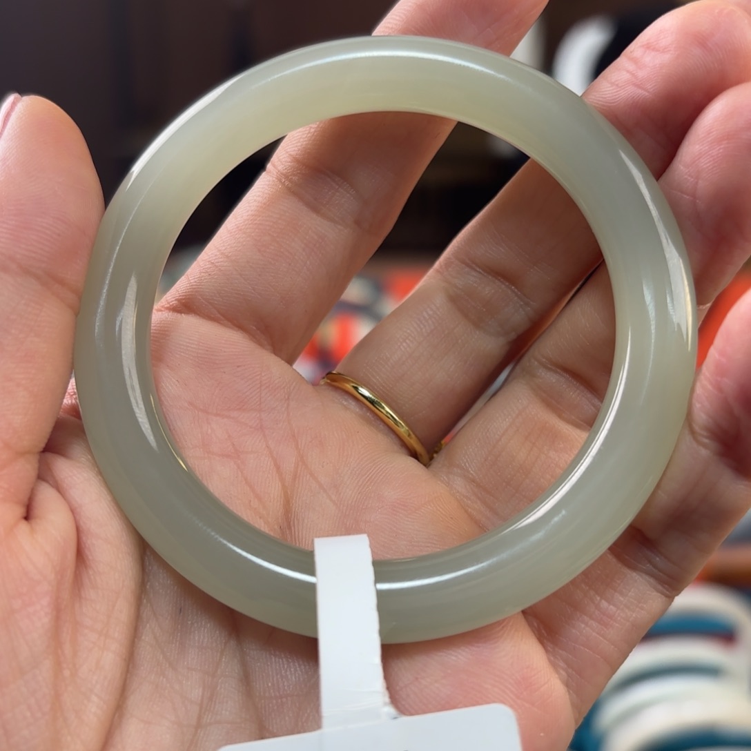 和田玉手镯未镶嵌54-55