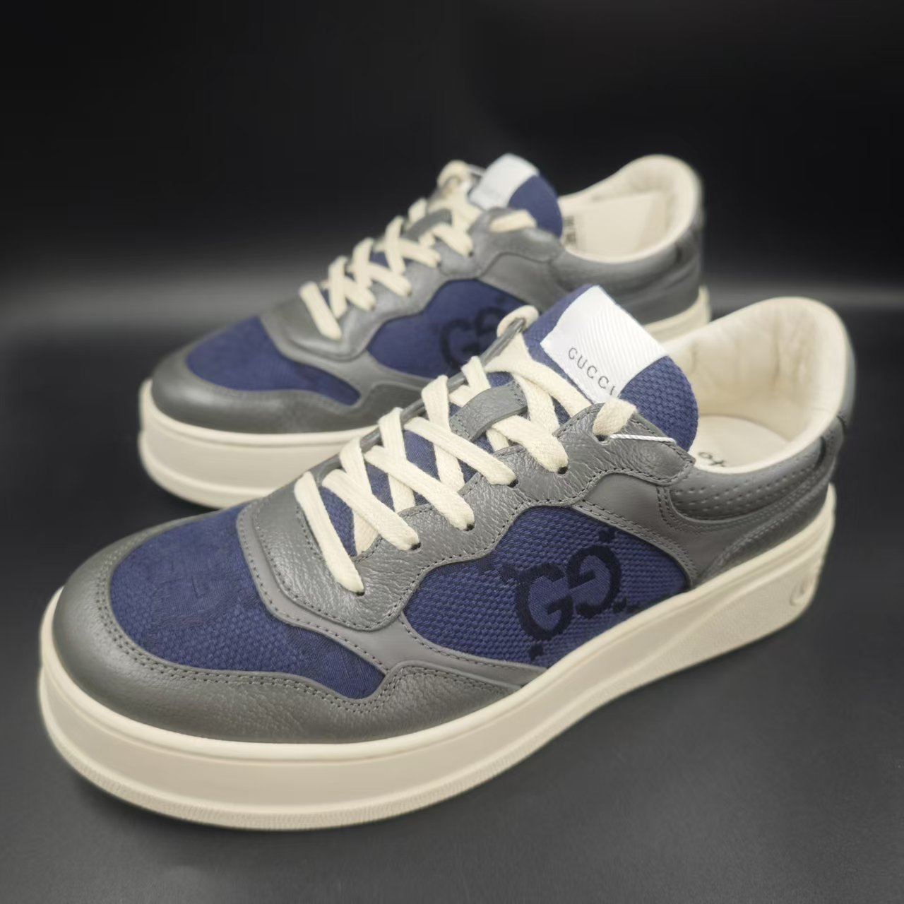 95新 GUCCI/古驰 男士时尚灰蓝厚底经典饼干鞋40欧码 lb684