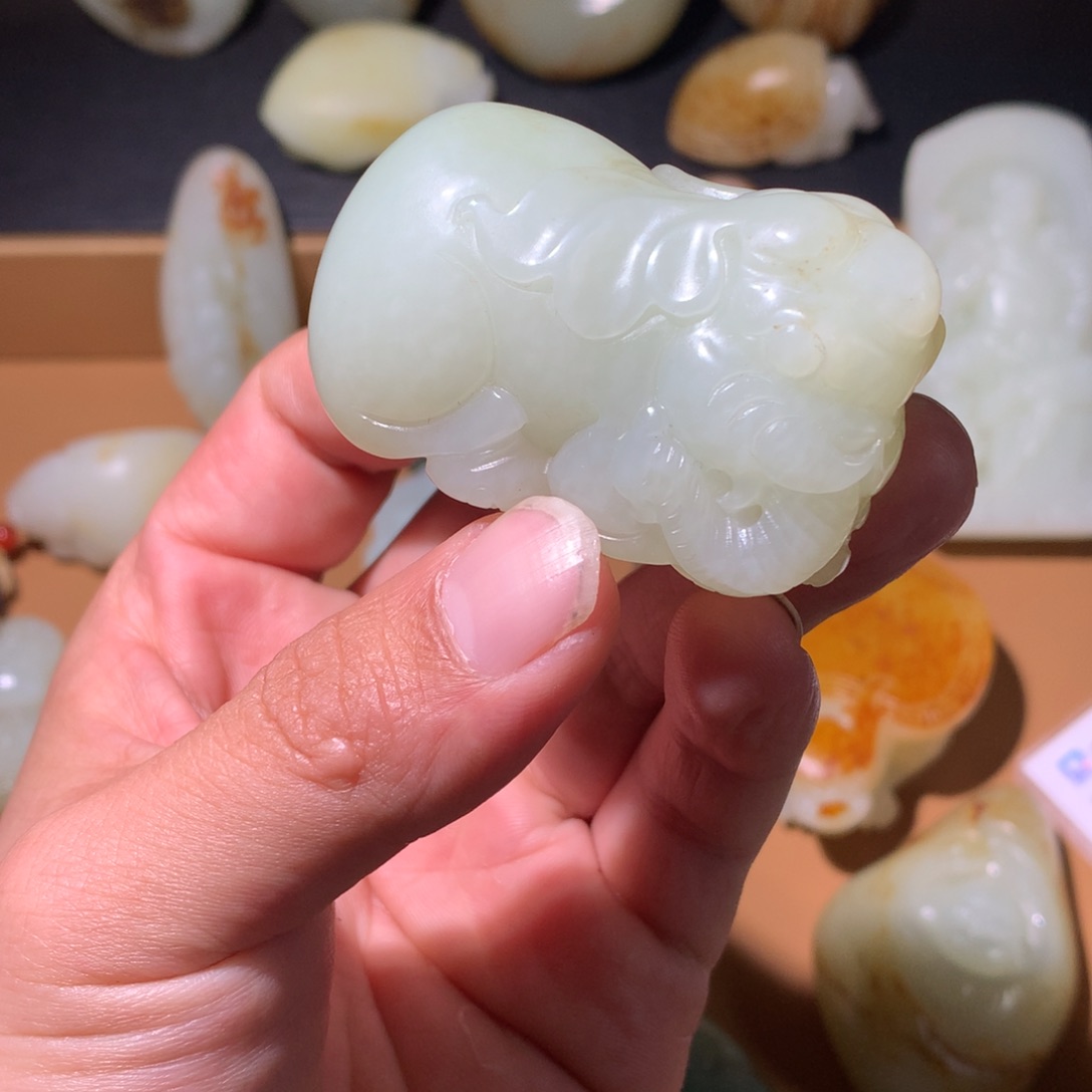 和田玉（糖玉）未镶嵌挂件