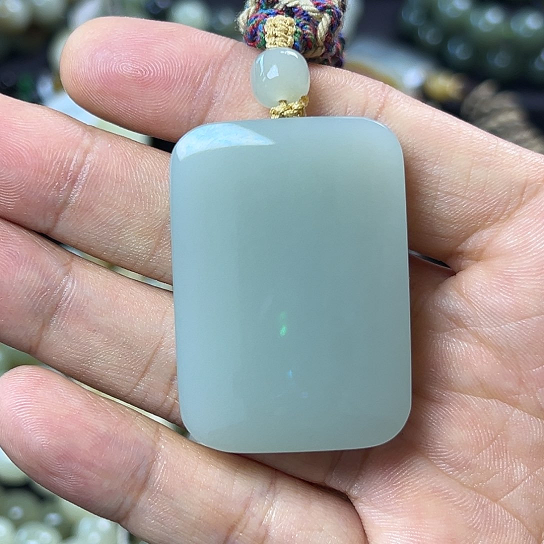 和田玉手链未镶嵌且末高青白无事牌 油润细腻