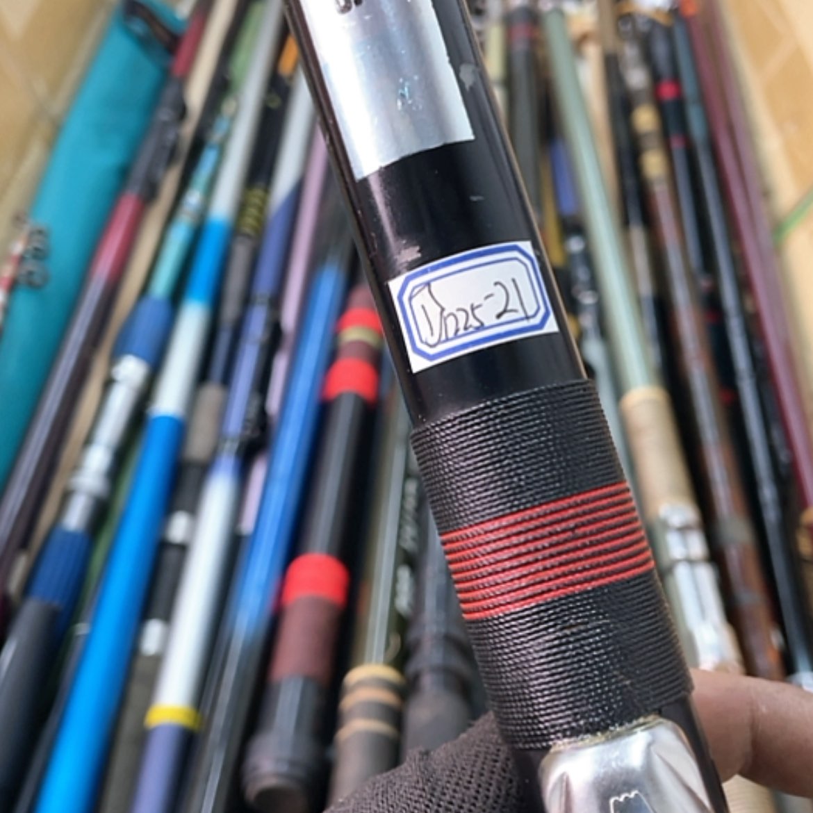 【闪购商品】钓鱼竿微瑕疵孤品