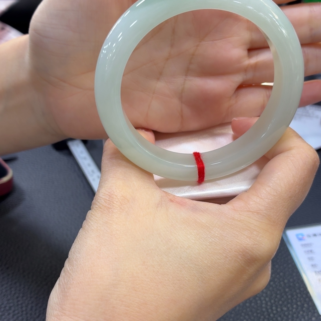 银***光翡翠未镶嵌手镯58圈口