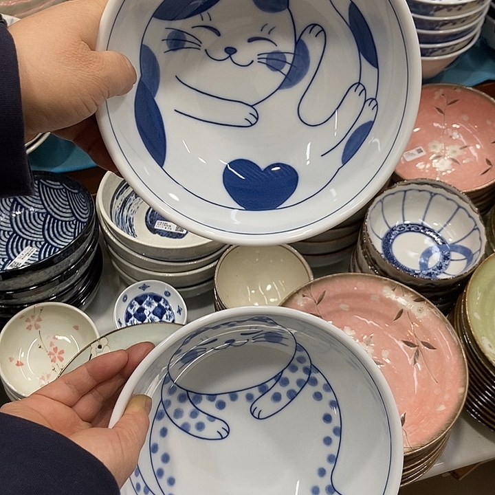 鲁***花瓷片猫咪面碗两只