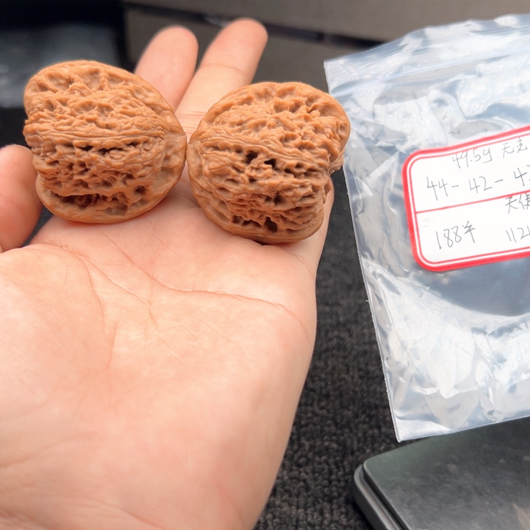 文玩核桃吊坠112106