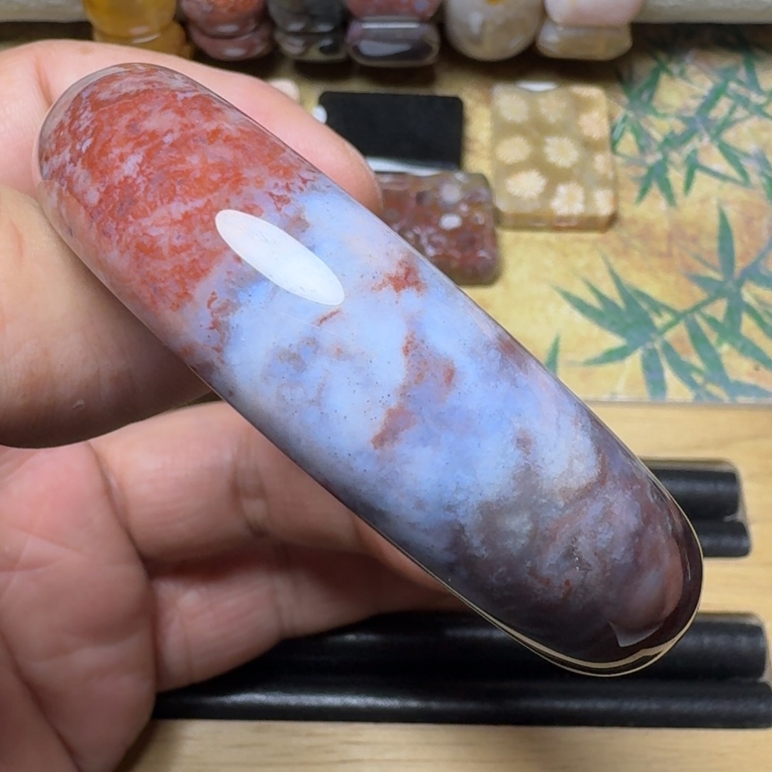 石英质玉未镶嵌纯天然有机玉石保真色58.3圈口
