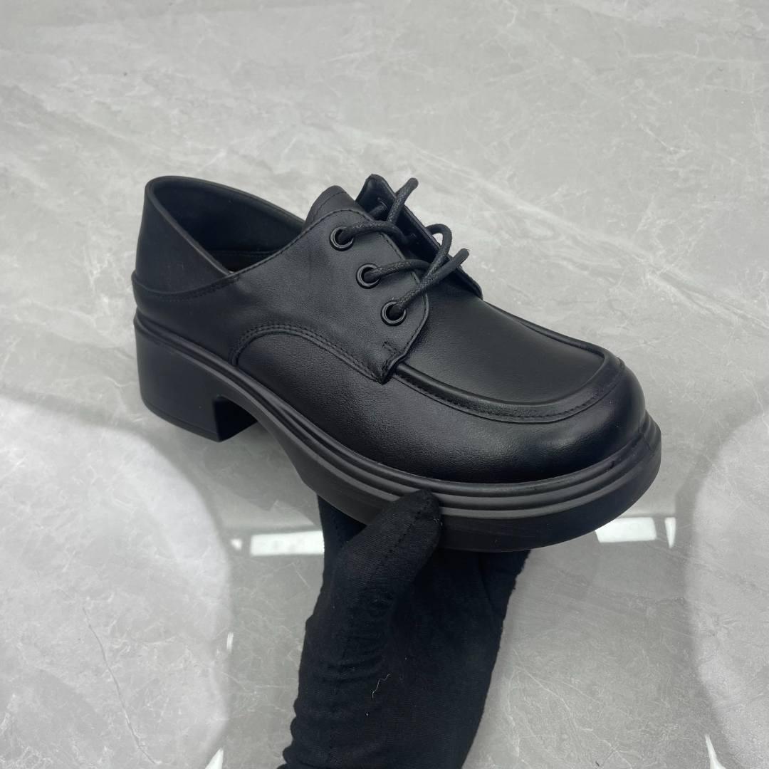 单鞋女（牛皮）43367-7944 （孤品）a区39/38码