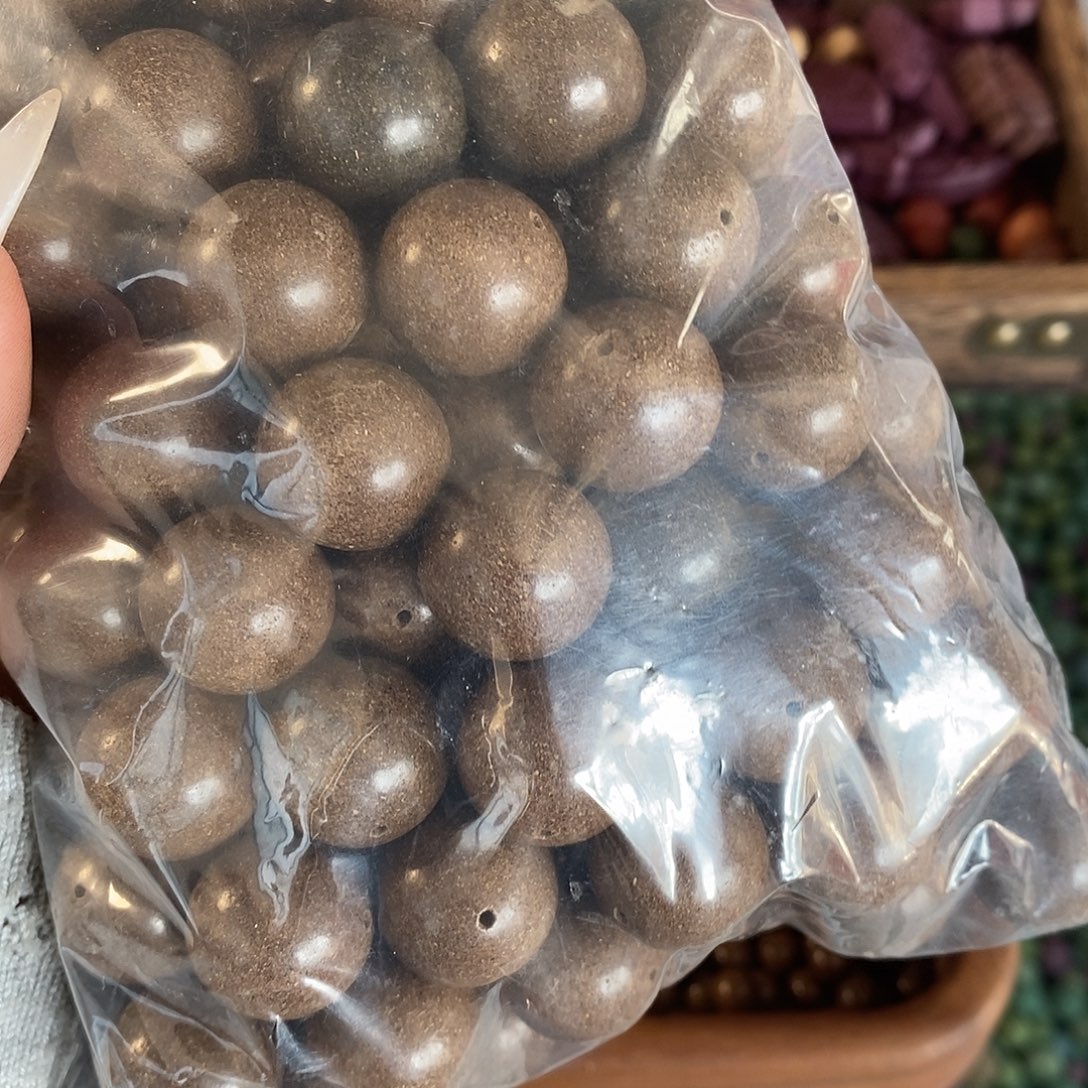 熹***珠串1.8松塔瑕疵珠100g