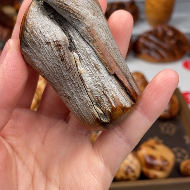 木太行骨料原皮闻香鉴赏期48小时