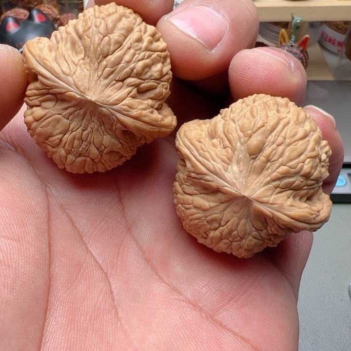 吊坠文玩核桃38尺绣球