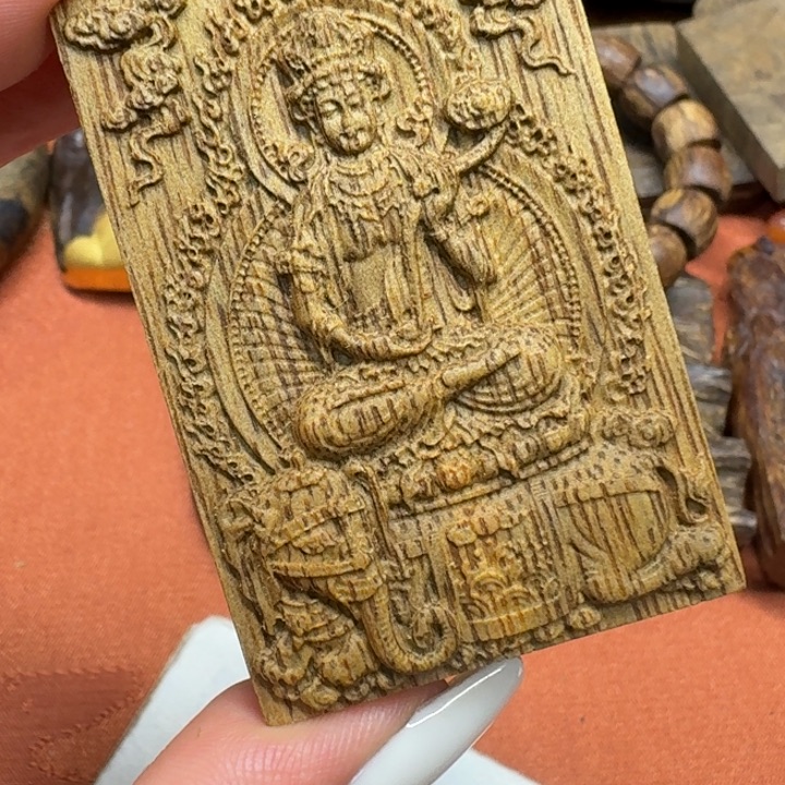 大叶紫檀（黑酸枝木类）