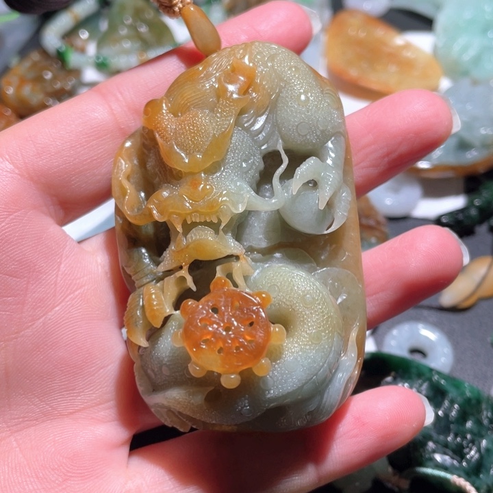 【闪购商品】翡翠颈饰未镶嵌天然翡翠