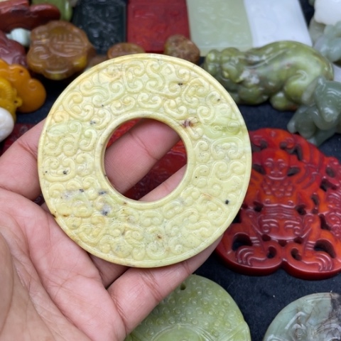 蛇纹石玉颈饰未镶嵌122