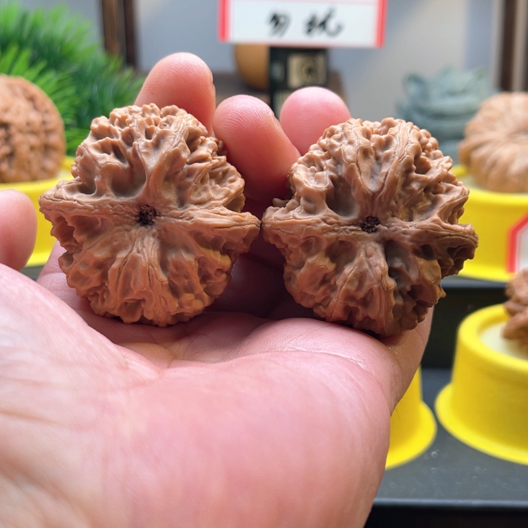 文玩核桃吊坠42苹果园