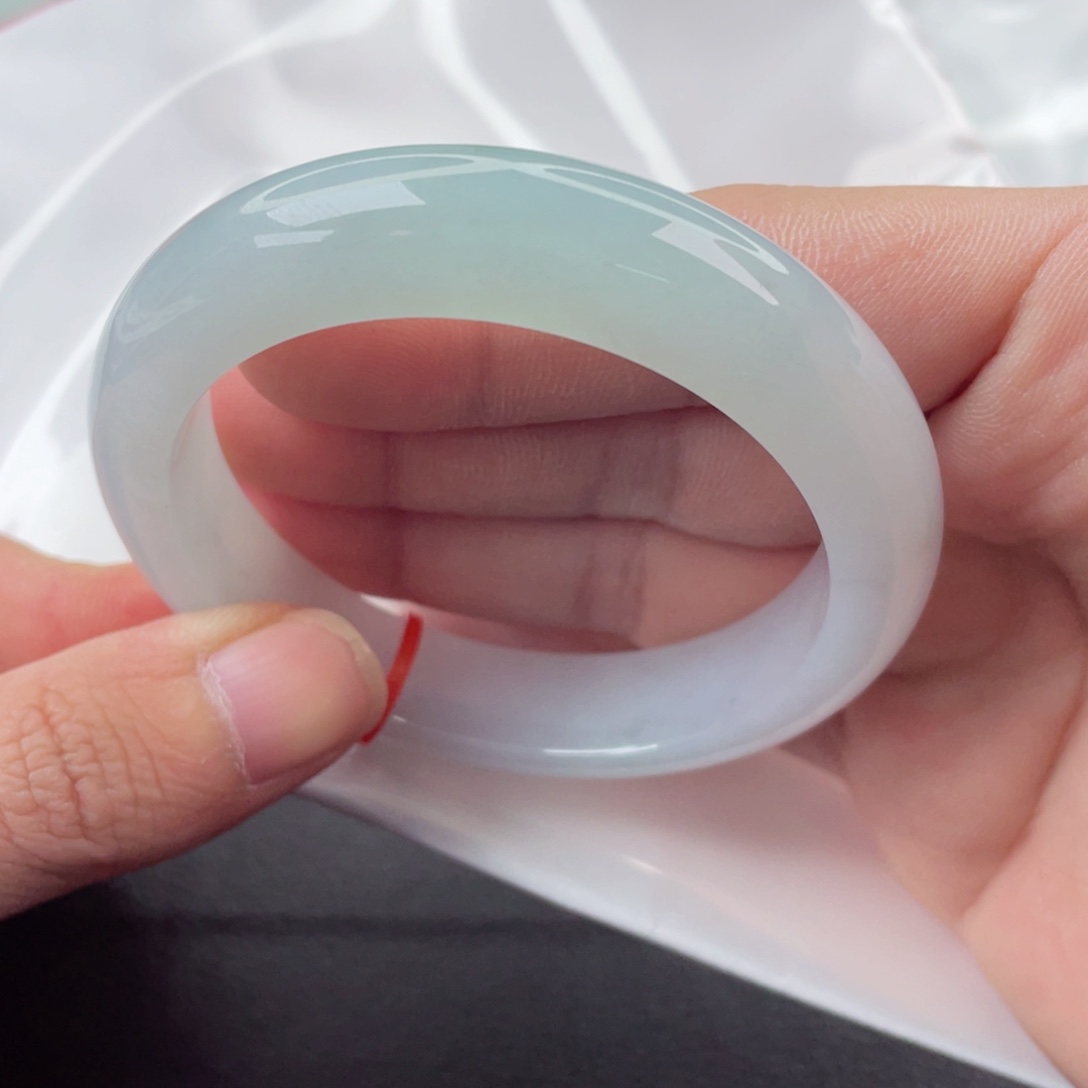 翡翠手镯未镶嵌正圈55