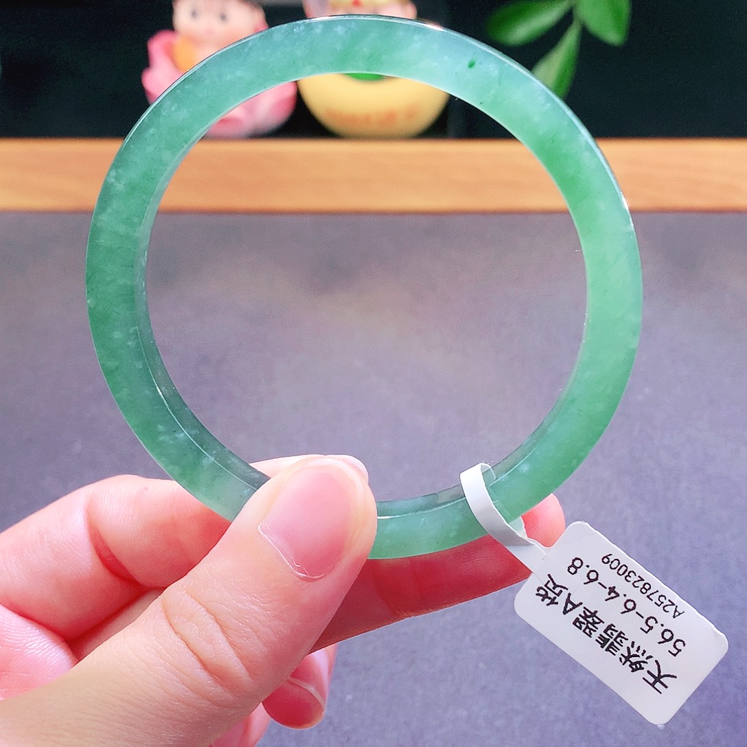 翡翠未镶嵌手镯天然翡翠