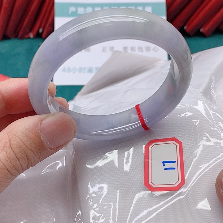 翡翠手镯未镶嵌左*超17777777777