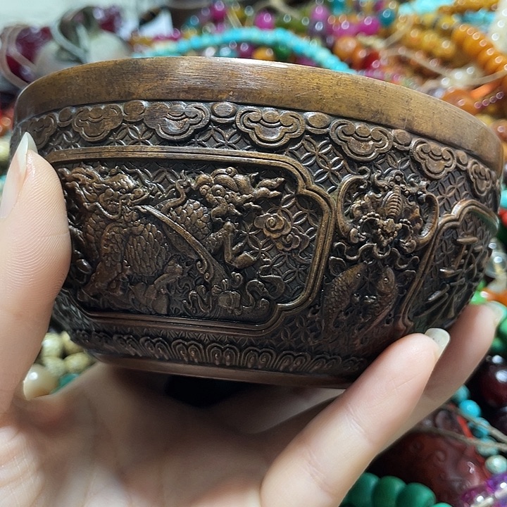 舍***得琉璃/树脂/塑料类